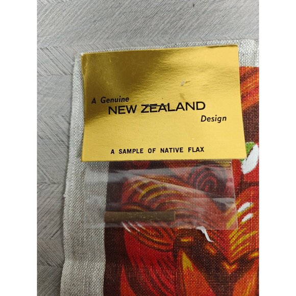 Vintage New Zealand Flax Linen Tea Towel With Native Flora & Maori Design NEW - Picture 2 of 8